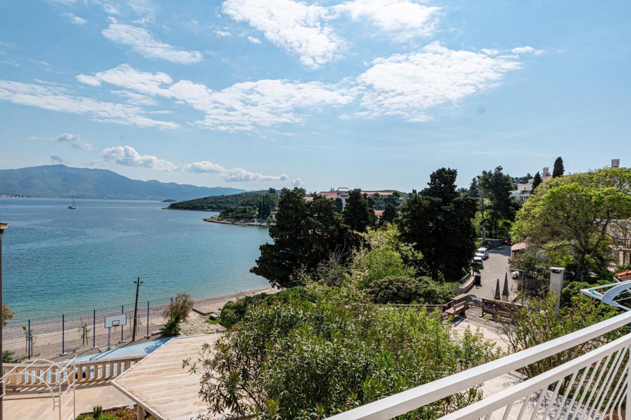 Apartments By The Sea Korcula - 10051 Exterior photo